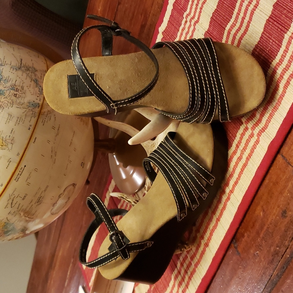 American Eagle Outfitters strappy wedge sandals